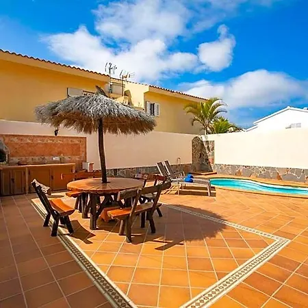 In Near Playa De Palomitas